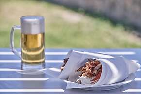 Kiotari Miraluna Resort