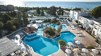 “Kiotari Miraluna Beach Resort”
