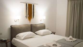 Paradise Beach Hotel