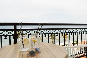 Paradise Beach Hotel