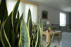 Paradise Beach Hotel