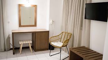 Paradise Beach Hotel