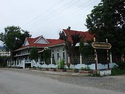 Nanda Wunn Hotel - Hostel