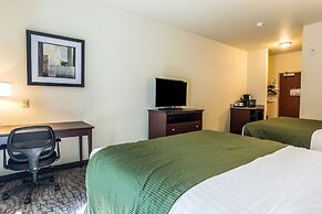 Cobblestone Hotel & Suites - Greenville