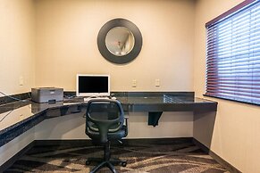 Cobblestone Hotel & Suites - Greenville