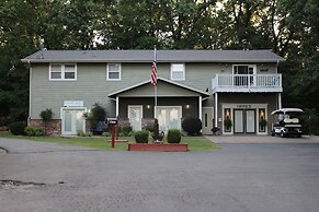 Candlewyck Cove Resort