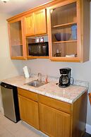 Candlewyck Cove Resort