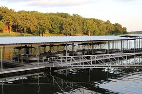 Candlewyck Cove Resort