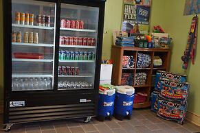 Candlewyck Cove Resort