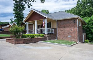 Candlewyck Cove Resort