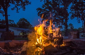 Candlewyck Cove Resort