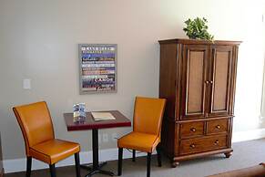 Candlewyck Cove Resort