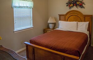 Candlewyck Cove Resort