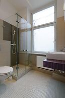 Ballhaus Berlin Hostel