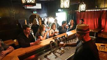 Ballhaus Berlin Hostel