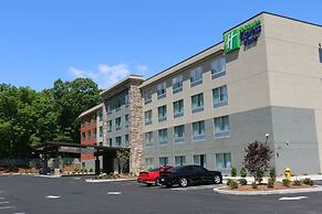 Holiday Inn Express & Suites Hendersonville SE - Flat Rock, an IHG Hot