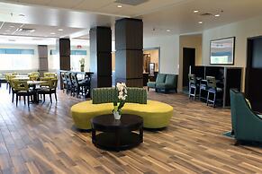Holiday Inn Express & Suites Hendersonville SE - Flat Rock by IHG