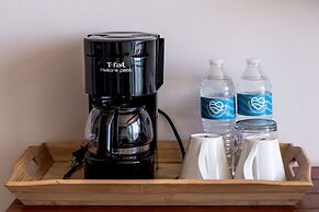 Aquastar Hotel & Apartments