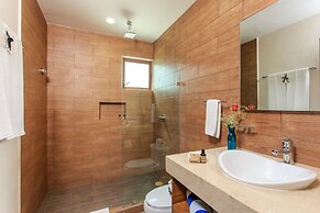 Aquastar Hotel & Apartments