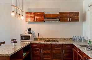 Aquastar Hotel & Apartments