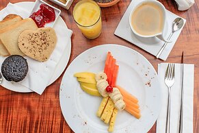 Aquastar Hotel & Apartments