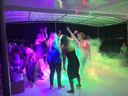 Crown Beach Hotel Maldives