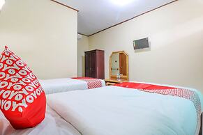 Super OYO 1654 Maha Bharata Kuta Inn