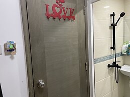 Majestic 7 Guest House