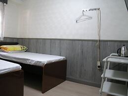 Majestic 7 Guest House