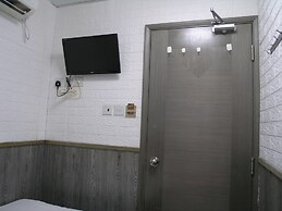 Majestic 7 Guest House