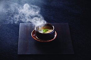 River Retreat GARAKU