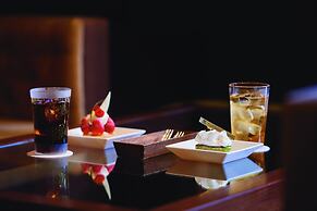 River Retreat GARAKU