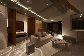 River Retreat GARAKU