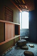 River Retreat GARAKU