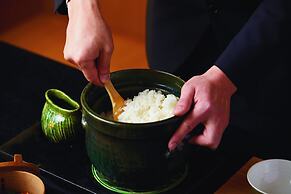 River Retreat GARAKU