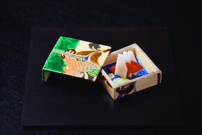 River Retreat GARAKU