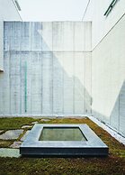 River Retreat GARAKU