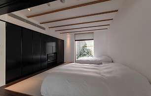 River Retreat GARAKU