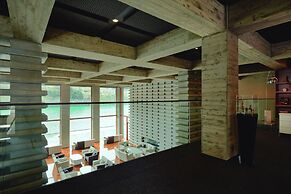 River Retreat GARAKU