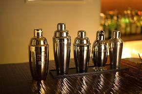 River Retreat GARAKU