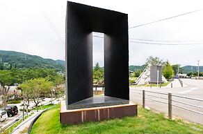 River Retreat GARAKU