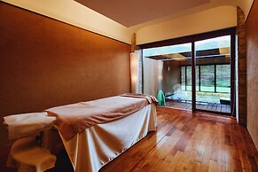 River Retreat GARAKU