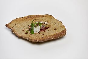 River Retreat GARAKU