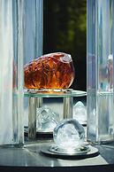 River Retreat GARAKU