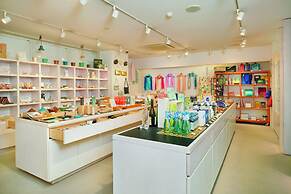 River Retreat GARAKU