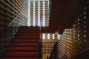 River Retreat GARAKU