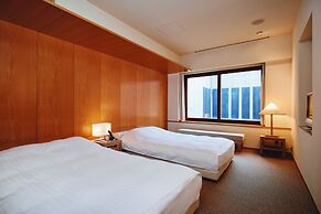 River Retreat GARAKU