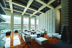 River Retreat GARAKU