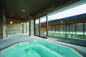 River Retreat GARAKU