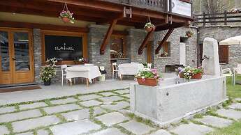 Shatush Hotel